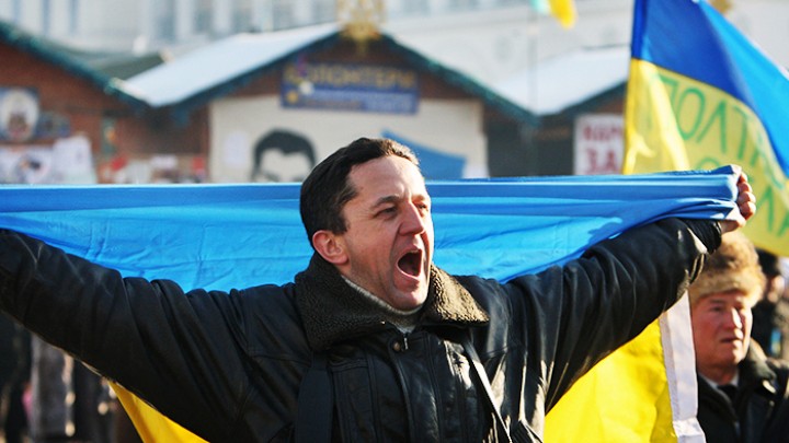 Maailmanpolitiikan arkipäivää: Ukraina huutaa muutosta