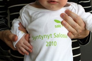 Syntynyt Salossa 2010 -paita