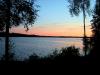 Auringonlasku järvelle