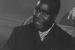 Kuva: Sambian presidentti Kenneth Kaunda Jyvskyln kesss. (1968) YLE kuvanauha.