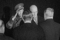 Kuva: Kekkonen otettiin vastaan Helsingiss sotilaallisin menoin 26.11.1961