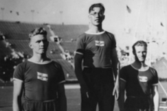 Kuva: Keihäskolmikko Matti Järvinen, Matti Sippala ja Eino Penttilä. Los Angeles (1932) Suomen Urheilumuseo. 