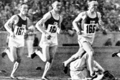 Kuva: Berliinin olympialaiset 1936. 10000 metrin juoksu. Volmari Iso-Hollo, Ilmari Salminen ja Arvo Askola. Pressfoto.
