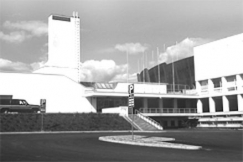 Kuva: Helsingin Olympiastadion ja 
Urheilumuseo.
(2001)
Touko Yrttimaa