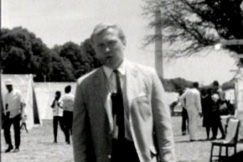 Kuva: Pasi Rutanen raportoi Kyhien marssista Washingtonissa. (1968) YLE kuvanauha.