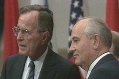 Kuva: Suurvaltajohtajat George Bush ja Mihail Gorbatshov Helsingiss 1990. YLE kuvanauha.