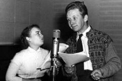 Kuva: Maire Suvanto ja Lasse Pysti kuunnelmastudiossa. (1954) Ruth Trskman.