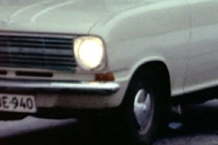 Kuva: Opel-merkkinen auto Rovaniemell� 1978. YLE kuvanauha.