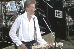 Kuva: Teddy Guitar esiintyy. (1978) YLE kuvanauha.