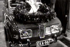 Kuva: Ensimminen suomalainen henkilauto Saab 96 vuonna 1969. YLE kuvanauha