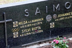 Kuva: Sylvi Saimon hauta. (2007) Arto Teronen.