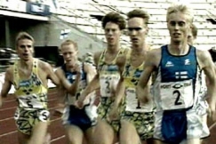 Kuva: Miesten 1500 m juoksu Suomi-Ruotsi-maaottelussa. (1992) YLE kuvanauha.