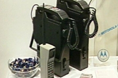 Kuva: Nmt-puhelimia (1987). YLE kuvanauha. 