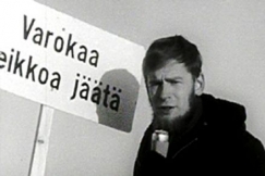 Kuva: Yrj Lnsipuro heikoilla jill tammikuussa 1966. YLE kuvanauha.
