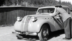 Kuva: Autokauppoja tehdess� ei kannata h�t�ill�. YLE kuvanauha.