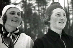 Kuva: Hiihtäjiä Vuokatissa vuonna 1937. YLE kuvanauha.