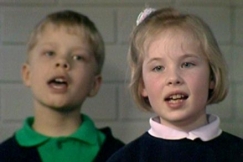 Kuva: Poika ja tytt laulaa. YLE kuvanauha.