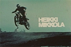 Kuva: Heikki Mikkola motocross-kilpailussa (1975). YLE kuvanauha.
