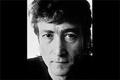 Kuva: John Lennon viikkoa ennen kuolemaansa (1980). AP Graphics Bank.