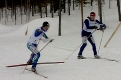 Kuva: Jukka Lanki (vas.) hiihtosuunnistuksen MM-kisoissa. (2005) YLE kuvanauha.