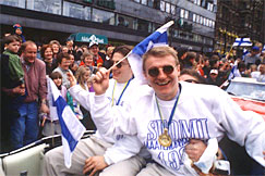 Bild: Ishockey-yra i Helsingfors, YLE TV 2, Pekka Sipil 1995