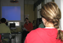 Team building -seminaari Furuvikiss 11.-12.2.2006
Marita alustaa sunnuntain ohjelmaa.
