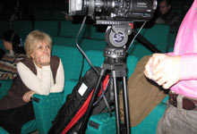 Maahanmuuttajat mediassa -seminaari 18.11.2005 Ghadi kuvaa, Natasha seuraa.
