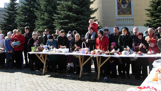 Pääsiäisruoan siunaaminen. Kuva: www.liveinternet.ru