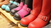 Boot Factoryn kotimaisia kenkiä. Kuva: Ulla Vuorela