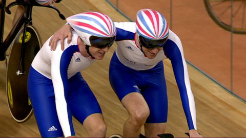 Iso-Britannia voitti miesten joukkuetakaa-ajon maailmanennätyksellä