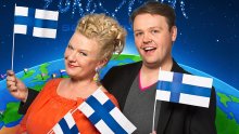 Tarja Närhi ja Tobias Larsson selostavat ESC 2012 TV-lähetykset - Kuva: Jyrki Valkama Yle