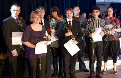 Kultaisen Harmonikan semifinalistit 2011 - Kuva: YLE