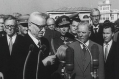Kuva: J.K. Paasikivi sai Moskovassa juhallisen vastaanoton vuonna 1955. YLE kuvanauha/Oy Filmiseppo.