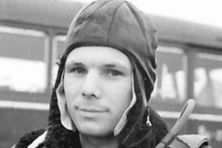 Kuva: Avaruuslentj Juri Gagarin (1961). AP Graphics Bank.