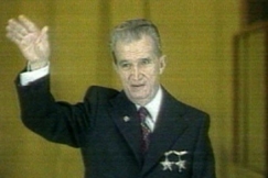 Kuva: Ceausescu puoluekokouksessa marraskuussa 1989. YLE kuvanauha.