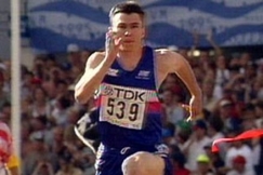 Kuva: Kolmiloikan maailmanmestari Jonathan Edwards. (1995) YLE kuvanauha.