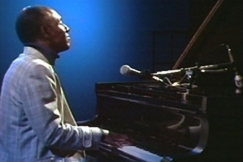Kuva: Eddie Boyd pianon ress. (1980) YLE kuvanauha.