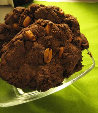 Suklaa-suolapähkinäkeksit. Unelias kokki -blogi, Anna Kosonen