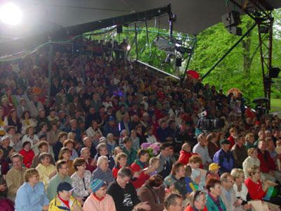 Tammerkosken sillalla Heinolassa 09.06.2003, kuva: Jouko Konttinen