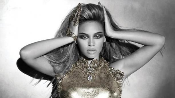 Uuden Run the World -hittinsä julkaissut Beyoncé.